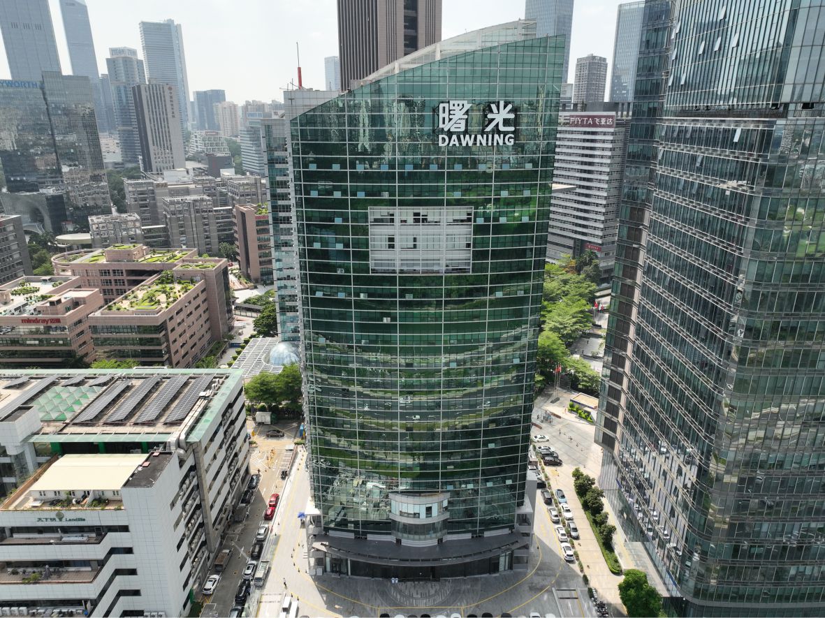 玻璃幕墙楼体标识发光字